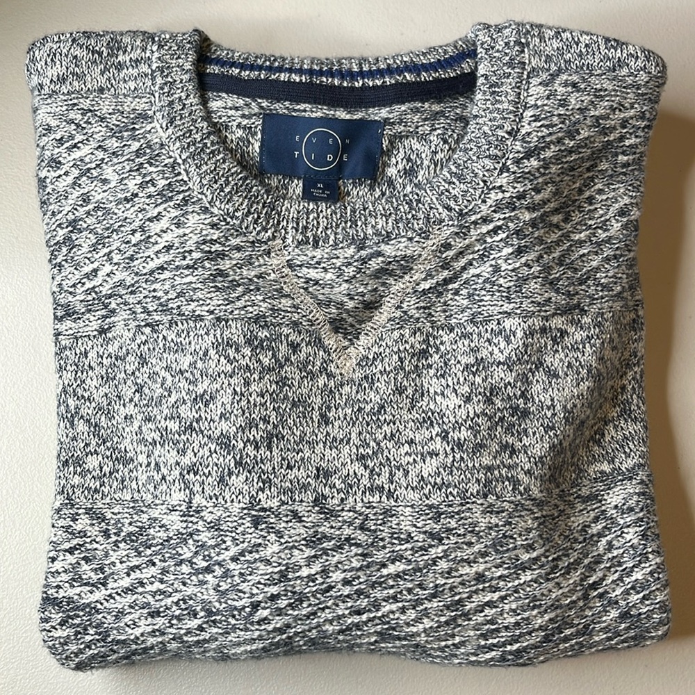 New Stitch Fix Even Tide size XL blue Onyx sweater